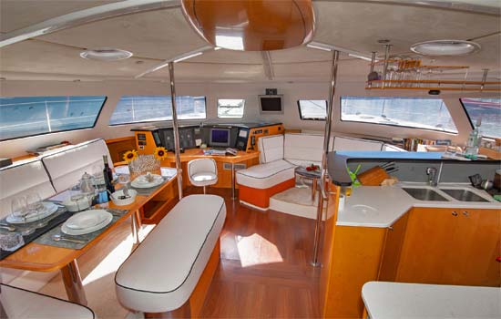 Eleuthera 60 saloon area